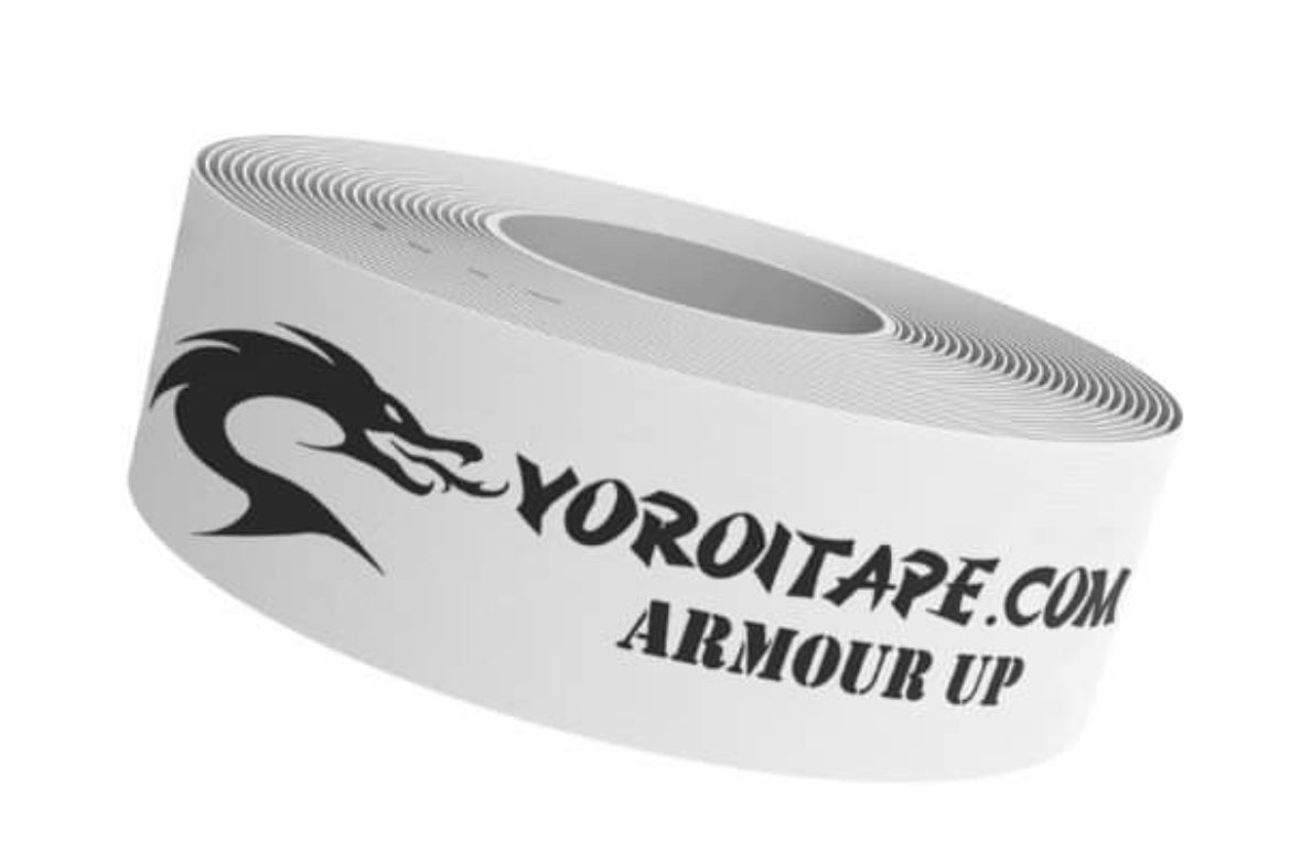 Yoroi 15 fight deal with red/blue glove tape.